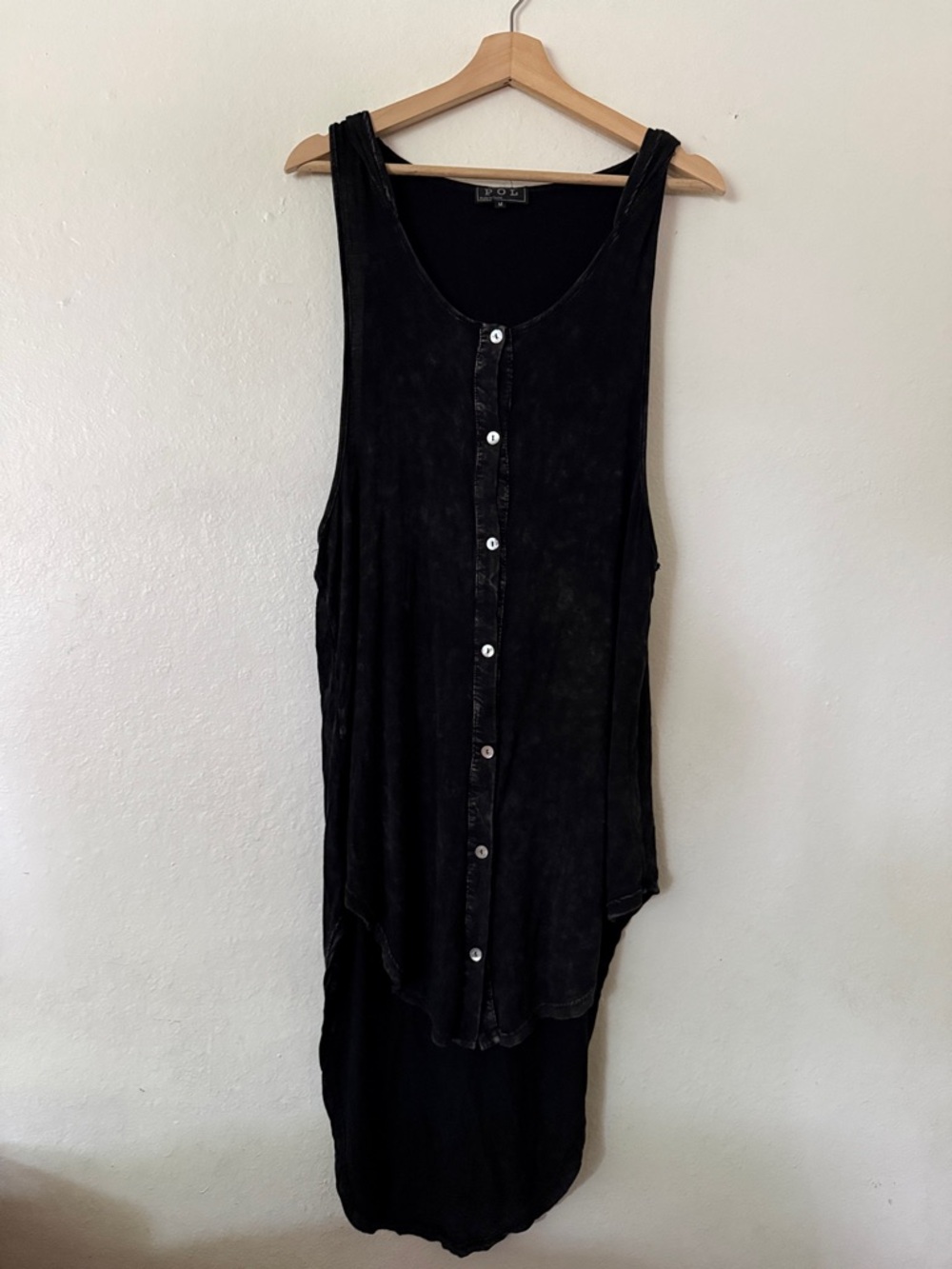 POL Black Button-Front Hi-Low Tank Tunic in Gray Sz M